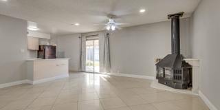 Charming Single-Story Home with Open Living Spaces and Large Backyard in Las Vegas Gallery 6