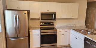 148 Churchill Lane Gallery 1