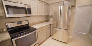 3 Bed / 3.5 Bath Townhome in NW Gallery 10