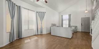 12926 W Cheery Lynn Road Gallery 7