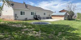 Gorgeous 6-bedroom, 4-bathroom with a large garage Salem Gallery 22