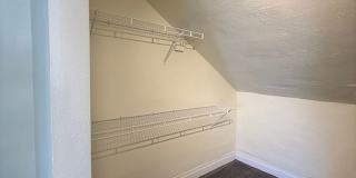 Updated 4BR / 2 Bath Home with off-street parking! Gallery 38