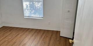 821 5th St Gallery 12