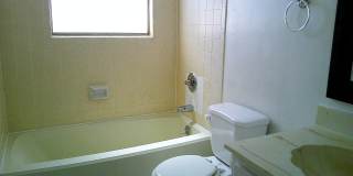 Adorable Single Level Eastside Duplex With Evaporative Air Located In Quiet Neighborhood Adorable Single Level Eastside Duplex With Evaporative Air Located In Quiet Neighborhood Gallery 16