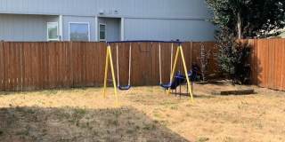AVAILABLE NOW! Beautiful 3 bed/ 2 bath Single Family Home Gallery 9