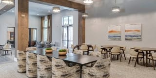 Album Keller Ranch - 55+ Apartment Homes Gallery 9