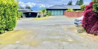 Charming  home on quiet street, great location Gallery 27