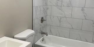 Knoxville 37920 - Very nice updated 2 bedroom home in South Knoxville for rent. - Contact Lisa Vineyard and Shannon Russell (865) 216-9334 Gallery 12