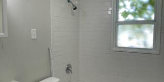 Bright & Inviting 2-Bedroom Home with Large Backyard - $1249.00 Gallery 9