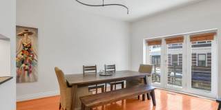 Fully Furnished Newly Remodeled Condo Downtown Gallery 7