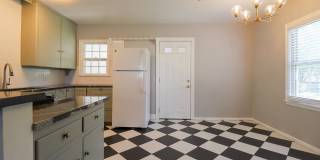 3 Bed | 1 Bath | Mid Town | $1400 Gallery 8