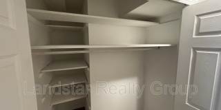 3221 Kemmons Gallery 7
