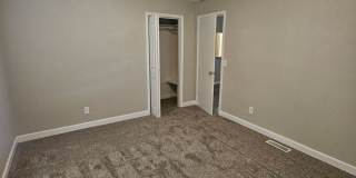Charming 2 Bedroom Home in Independence! Gallery 11