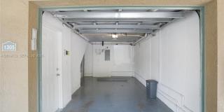 2941 NE 185th St Gallery 2