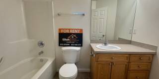 3 bedroom 2.5 Bath Townhouse-Small Dogs Allowed 3 bedroom 2.5 Bath Townhouse-Small Dogs Allowed Gallery 16