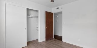 Charming 2BR Apartment in Fresno Gallery 18