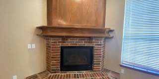 Large 3 Bed 2 Bath Home In Moore Schools With Storm Shelter!!! Gallery 6