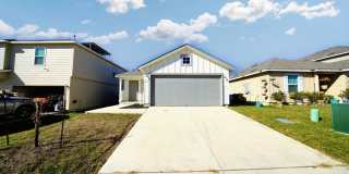 Stylish Move-In Ready Home in Rosillo Ranch, San Antonio, TX - Realtor Commission: $400 Gallery 3