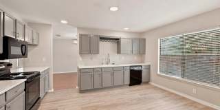 2410 Cedar Gallery 7