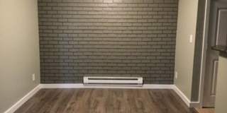 Cute and Upgraded Condo in Redmond! Gallery 9