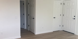 1316 Northeast 7th Street-A Gallery 7