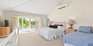 Kahala Oasis: Expansive 6BR Luxury Estate w/ Pool, Spa & Minutes to Beach Gallery 30