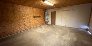Cozy SE Visalia Home with Central Heating & Air Rent Ready! Gallery 24