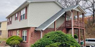 2 Bedroom, 1 Bath Duplex Gallery 1