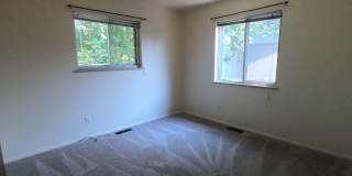Craftsman duplex with covered parking! Gallery 1