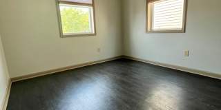 Stunning 6-Bedroom Townhome Steps Away from Temple! Available NOW! RENT SPECIAL - One Month FREE on 13-month lease! Gallery 10