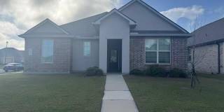 713 LAKESHORE VILLAGE E Drive East Gallery 1