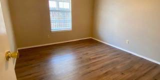 1907 N Pine Valley Drive Gallery 7