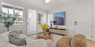 Kinsley Yard Gallery 77
