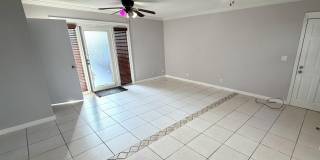 711 NE 14 Street unit: Studio Gallery 12