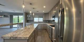 4 Saturn Circle Gallery 18