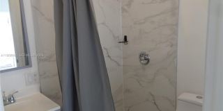 2060 SE 14th St Gallery 12