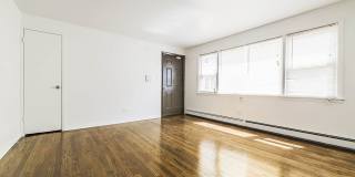 14021 S Tracy Ave Gallery 24