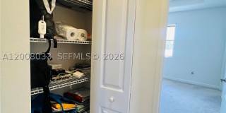 2562 SE 29th St Gallery 21
