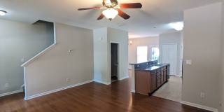 CORNELIUS  2 BEDROOM TOWNHOME Gallery 3