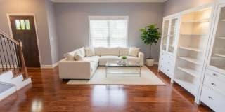 Cornerstone Spacious Single Family w Fenced Yard! Gallery 6