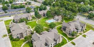 Deerfield Apartments Gallery 2