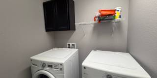 Spacious 4BR House in Parker Gallery 9