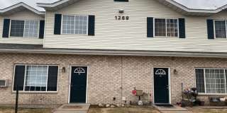 Updated 3br/2ba Townhome in Shakopee! Gallery 1