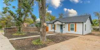 2208 Gurley Avenue Gallery 1