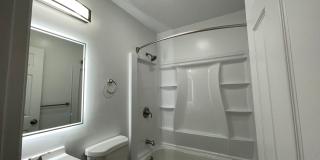 5700 Hazeltine Ave. Gallery 22