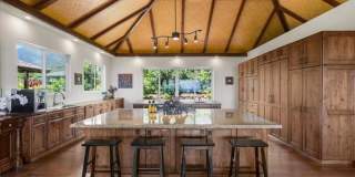Magnificent Wailuku Country Estate Gallery 32