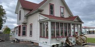 605 Ellis Avenue South - 2 Gallery 1