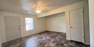 417 E Linden Ln Gallery 3