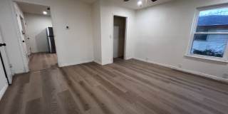 724 South Elm Street Gallery 4
