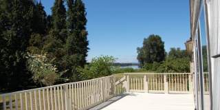 COLUMBIA RIVER Waterfront Home with Access on 1.5 Acres Gallery 8